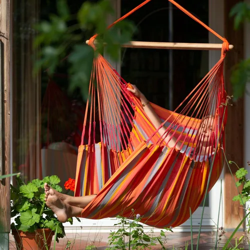 Vista 2 de LA SIESTA® - Hamaca básica mediana Domingo y CasaMount - Silla colgante resistente a la intemperie y al desgarro - Silla hamaca interior al aire