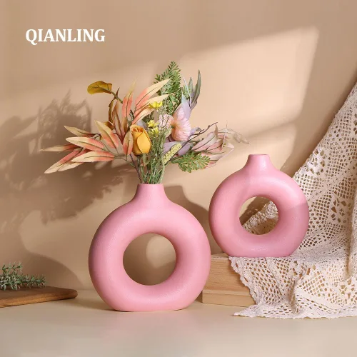 Vista 3 de Juego de 2 o 2 jarrones redondos de cerámica rosa, modernos jarrones rosados para centros de mesa, florero para decoración, se aplica a la sala