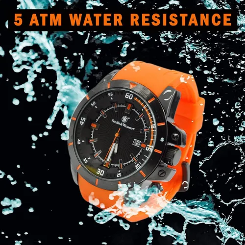 Vista 4 de Smith & Wesson Men's Trooper Watch, Water Resistant, 5 ATM, Japanese Movement, Scratch-Resistant Glass, Date Display, Rubber Strap, 47mm