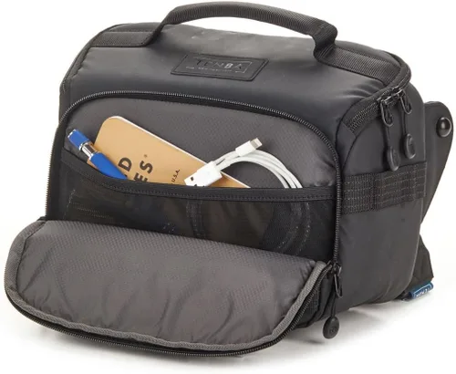 Vista 5 de Tenba Axis v2 4L Bolsa de bandolera para cámaras DSLR y sin espejo y lentes – Negro (637-760)