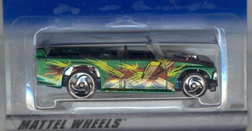Vista 2 de Hot Wheels 2000 036 kung fu serie 4 de 4 mini camión verde escala 1:64 coche coleccionable fundido a presión
