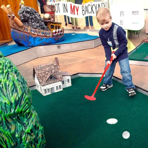 Vista 3 de Palos de golf de plástico para niños pequeños, juego de palos de golf de plástico para niños de 3 a 5 años, palos de golf para exteriores e