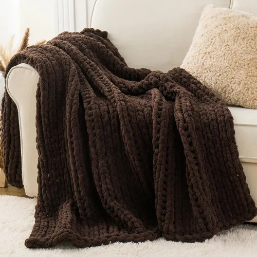 Vista 13 de Battilo - Manta de punto grueso de cachemira beige y crema, manta suave y gruesa de chenilla, manta de crochet de punto trenzado hecha a mano
