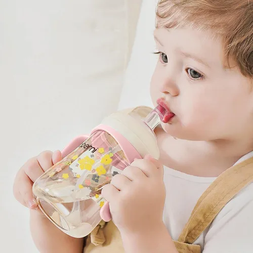 Vista 5 de Oberni Vaso para bebés de 8.1 fl oz/8 onzas, botella de agua para niños pequeños con boquilla con válvula antiderrames durante más de 6 meses verde