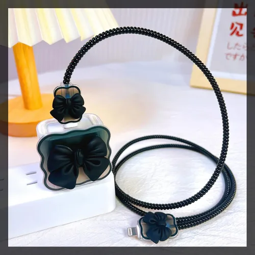 Vista 5 de CameCosy - Protector de cable de teléfono Kawaii para iPhone de 18 W/20 W, cargador USB-C con diseño de ondas de lazo 3D, funda protectora de Negro
