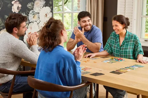 Vista 6 de Asmodee Harmonies Juego de mesa - Crea paisajes oníricos, juego estratégico y poético, juego familiar divertido para niños y adultos, a partir de 10
