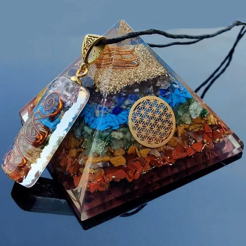 Vista 12 de Pirámide de orgonita de aguamarina, pirámide de cristal curativo, pirámide de piedras preciosas de cristal para meditación, motivación, positividad