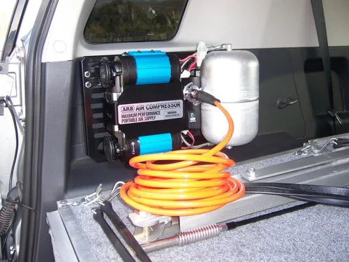 Vista 3 de ARB 171507 Tanque de aire de aluminio de 4 litros para compresores de aire, más de 1 galón, listo para instalación a bordo