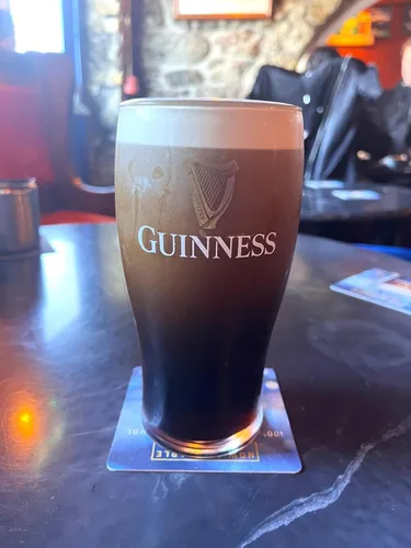 Vista 6 de Guinness Vaso de pinta de 20 onzas (juego de 2)