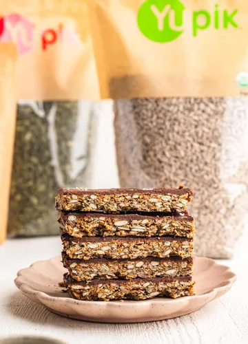 Vista 8 de Yupik Semillas de girasol orgánicas, sin cáscara, 2.2 libras (35.2 onzas), sin OGM, veganas, sin gluten, kosher, semillas crudas, sin sal, sin