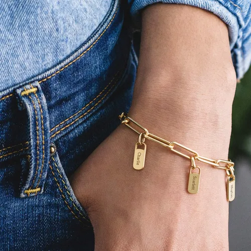 Vista 7 de MyNameNecklace Personalized Rory Bracelet with Custom Tag Charms - Diamond Option - by MYKA