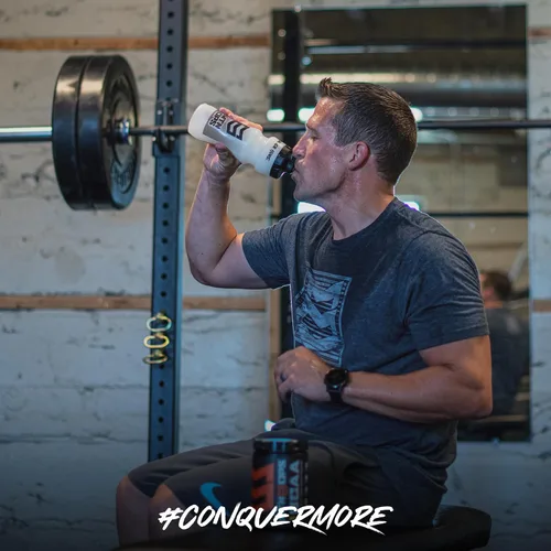 Vista 6 de MTN OPS BCAA Powder - Suplemento en polvo de aminoácidos 2:1:1 para una rápida recuperación muscular y reparación sin azúcar ni gluten, 30