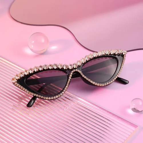 Vista 6 de WANWAN Gafas de sol para mujer, lentes de sol de ojo de gato con diamantes y marco de cristal, gafas