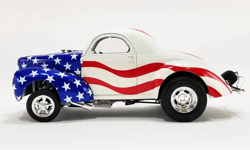 Vista 3 de 1940 Gasser Patriot American Flag Livery Edición limitada a 300 piezas en todo el mundo 1/18 Modelo de coche fundido a troquel por Acme A1800923