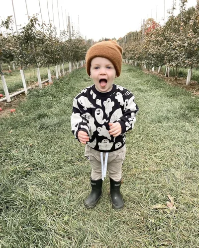 Vista 2 de Fernvia Conjunto de sudadera de manga larga con estampado de fantasma, 2 piezas, ropa de otoño e invierno, 0-3T