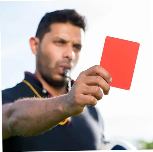 Vista 7 de 10 tarjetas de árbitro de fútbol rojo oficiales de fútbol estándar tarjetas de expulsión y advertencia ideales para juegos deportivos y kits