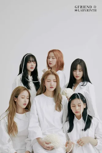 Vista 7 de Gfriend 8º Mini álbum de Laberinto Versión Aleatoria CD+60p PhotoBook+16p Mini Book+1p Pop Up Card+1p Photo Film+2p Selfie Phohto Card+Seguimiento
