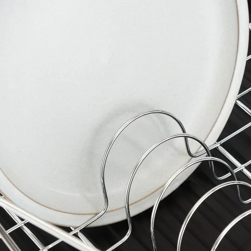 Vista 8 de Kitchen Details Geode Deluxe - Escurridor de platos con tabla de drenaje, cesta para cubiertos, soporte para utensilios, marco de hierro, cromado
