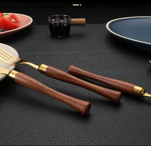 Vista 7 de Juego de cubiertos dorados para 6, 30 piezas retro de acero inoxidable, tenedores y cucharas para reuniones, bodas, fiestas de Navidad, Halloween