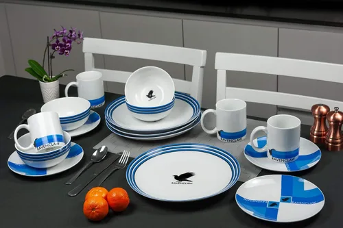 Vista 6 de Juego de Vajilla Harry Potter Hogwarts House de Porcelana de 16 piezas - Incluye 4 Platos Comedores, 4 Platos para Ensalada, 4 Tazones y 4 Tazas