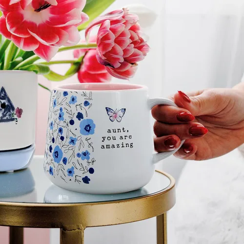 Vista 7 de Pavilion Gift Company - Aunt, you are amazing - Taza de cerámica de 18 onzas, regalo del día de la madre, taza de café para tía, 1 unidad