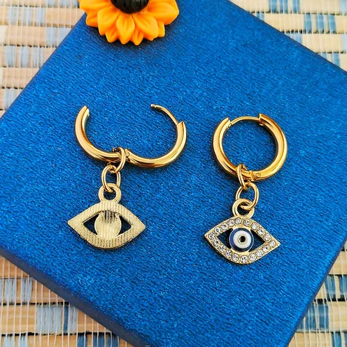 Vista 2 de Aretes de aro de mal de ojo para mujer, aretes de Hamsa pequeños, aretes de aro colgantes hipoalergénicos Hamsa Huggie