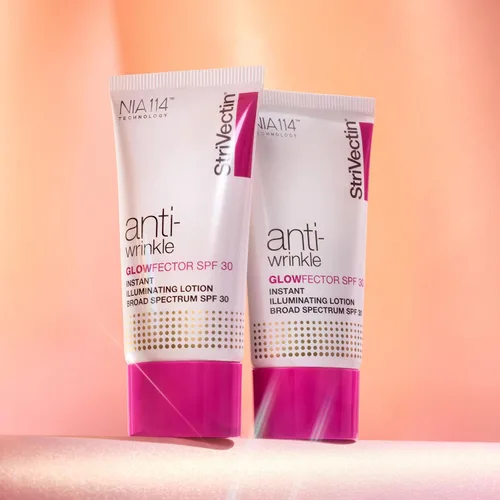 Vista 4 de StriVectin Loción iluminadora instantánea GlowFector SPF 30, 1 oz Amplio espectro, aumenta la luminosidad de la piel