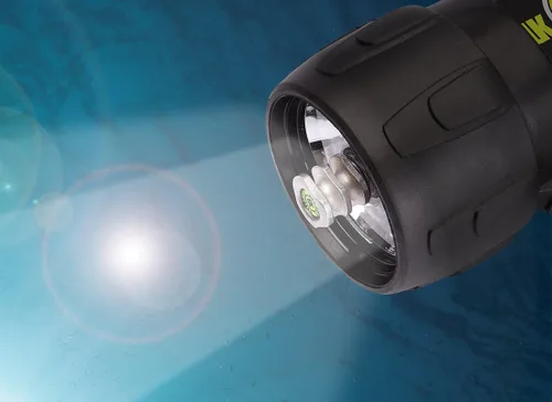 Vista 3 de Underwater Kinetics Luz de buceo C4 eLED (L2)