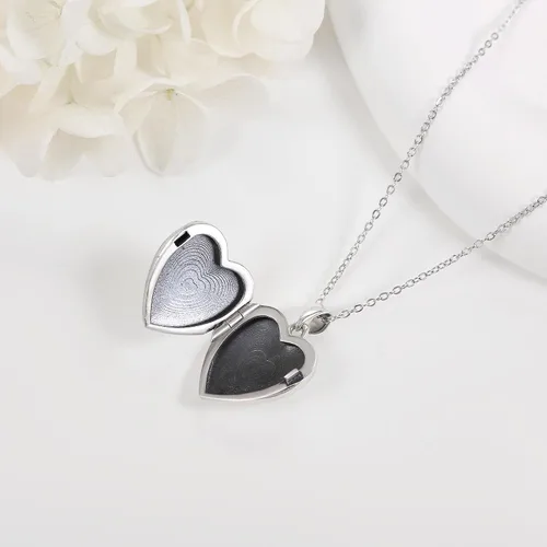 Vista 5 de URONE Collar con medallón de corazón de mariposa de plata de ley 925, collar con colgante de mariposa que sostiene fotos medallón de fotos, joyería