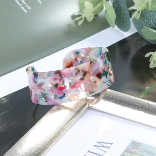 Vista 4 de ORAZIO Juego de joyas acrílicas para mujer, aretes de resina bohemia, collar y pulsera
