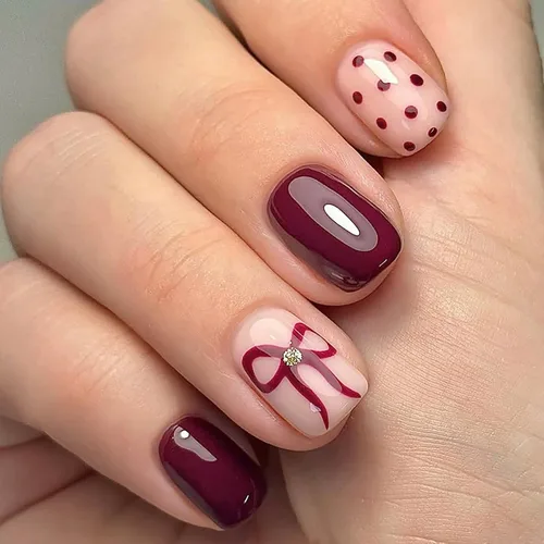Vista 34 de Uñas postizas cortas cuadradas MABKJLF, uñas francesas falsas con gradiente, uñas de cobertura completa, flores blancas, uñas falsas con diseños