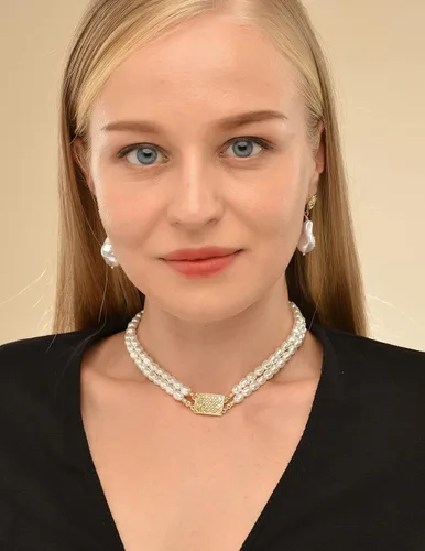Vista 5 de DAZLIME Collar de perlas de cristal para novia, collares de perlas para mujer, medallón con dije de forma irregular, gargantilla delicada para niñas