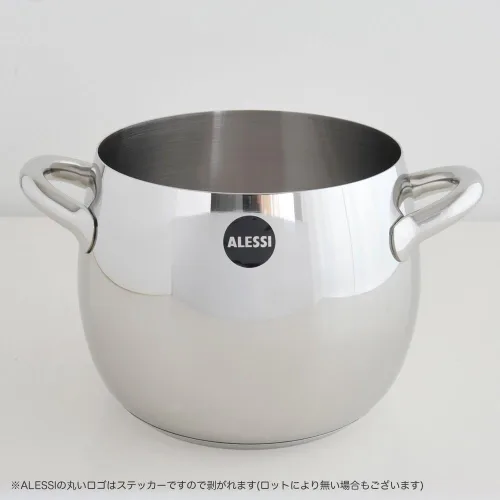 Vista 2 de Alessi, SG100/20 "MAMI", olla de acero inoxidable 18/10 pulido con espejo, 5 cuartos de galón 30 ¾ oz