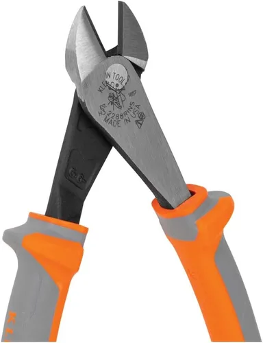 Vista 10 de Klein Tools 2288RINS Alicates Cortadores Diagonales Aislados de 1000V, Fabricados en EE.UU., Diseño de Alta Palanca, Cuchillas Endurecidas por