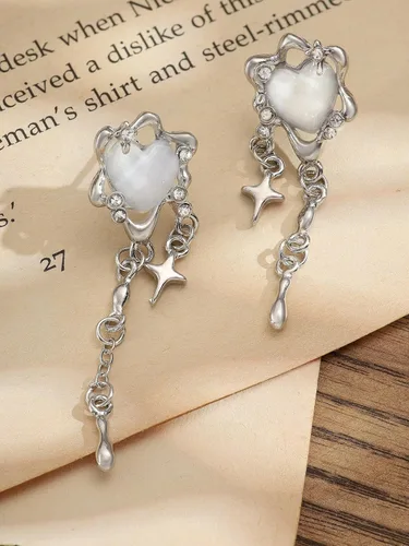 Vista 5 de Sacina Aretes góticos de corazón, aretes góticos, aretes góticos, aretes punk, joyería gótica, regalo de joyería de Halloween, Navidad, Año Nuevo