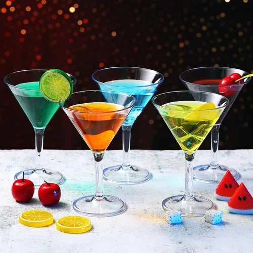 Vista 5 de Patelai Juego de 10 vasos de Martini irrompibles de 10 onzas, vasos de Martini desechables de plástico transparente, copas de cóctel de tallo