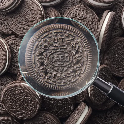 Vista 6 de OREO Galletas sándwich de chocolate sin gluten, galletas sin gluten, 13.29 oz