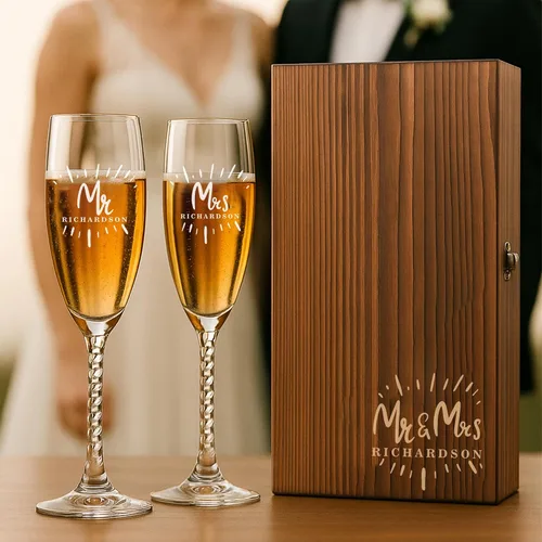 Vista 2 de Mr and Mrs - Juego de copas de champán con caja de madera grabada, elegantes copas de brindis de boda, regalo para novia y novio, compromiso