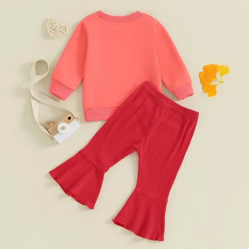 Vista 4 de Conjunto de sudadera de manga larga con estampado de corazón dulce y pantalones acampanados para el día de San Valentín