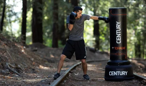 Vista 4 de Bolsas de boxeo autoportantes Century Torrent - Opciones T1 o T2 Bolsa de entrenamiento negra autoportante Ideal para artes marciales, boxeo