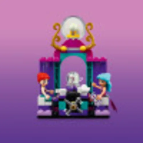 Vista 5 de LEGO Friends Magic Caravan 41688 Kit de construcción; juguete mágico de caravana para niños creativos que aman los vehículos; nuevo 2021 (348 piezas)