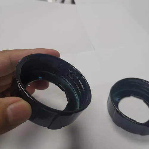 Vista 3 de Dos cubiertas universales de aluminio para calafatear salchichas negras