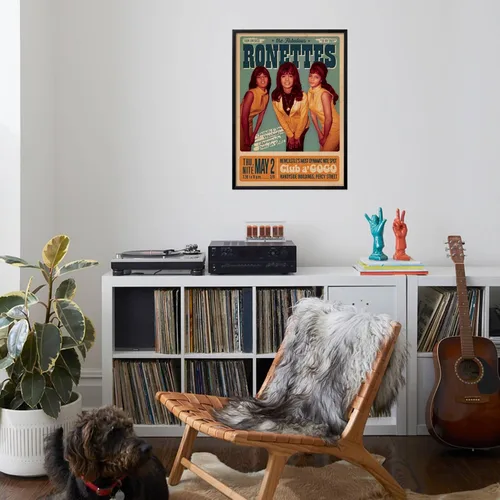 Vista 4 de AllPosters Póster de pared The Ronettes Club a go on Black Frame, 23x33