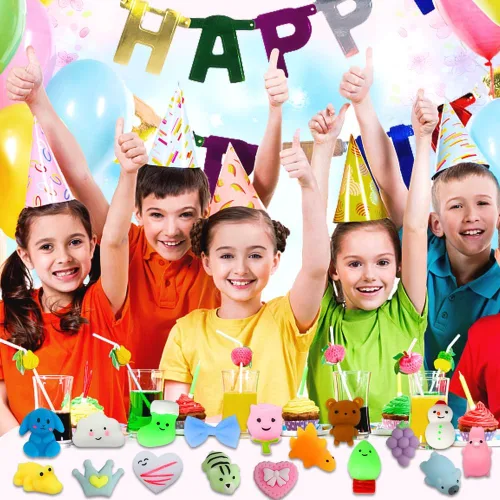 Vista 2 de Paquete de 100 Juguetes Squishies, Pequeños Juguetes Fidget Squishy de Mochi Aleatorios a Granel, Regalos de Fiesta para Niños de 4-8 y 8-12, Bolsa
