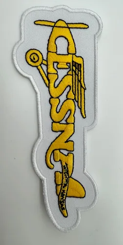 Vista 3 de Parche Cessna® (1950-1970) - Parte trasera de plástico/coser, 5 pulgadas, con licencia