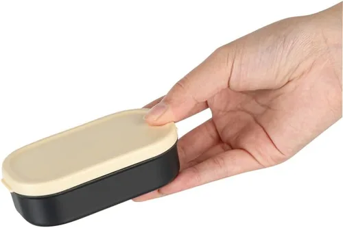 Vista 9 de Restaurantware Bento Tek - Recipientes de salsa de 3.7 x 2.2 x 1.1 pulgadas, 4 tazas negras con tapas, con tapa beige, de plástico para microondas