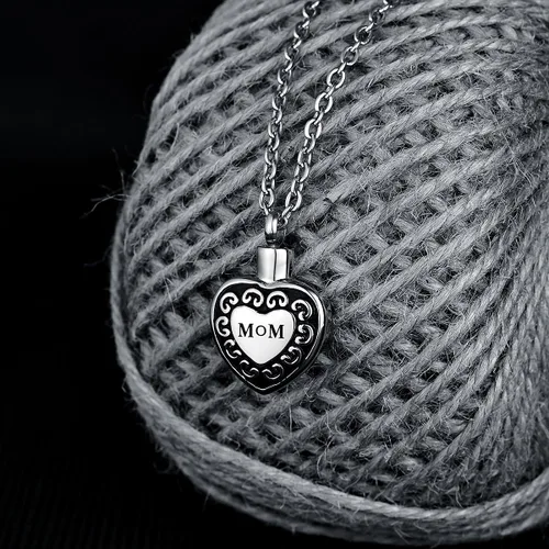 Vista 23 de Collar de urna conmemorativa de acero inoxidable para cenizas con texto en inglés "Dad in Heart", Acero inoxidable