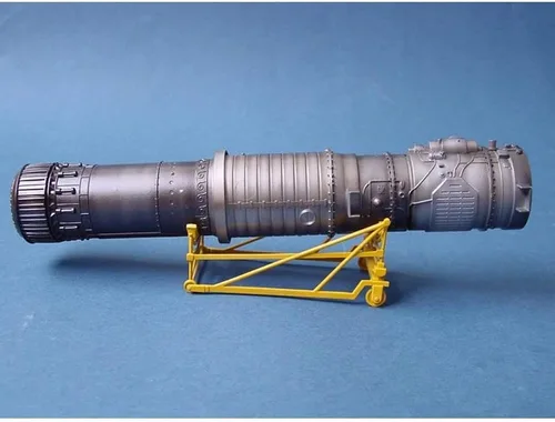 Vista 3 de Trumpeter 1/32 F105G Thunderchief Wild Weasel Avión