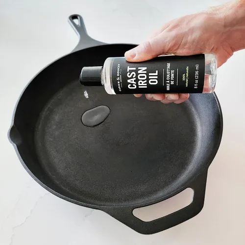 Vista 3 de CARON & DOUCET - Aceite para Sazonado y Limpieza de Hierro Fundido ¡100% a Base de Plantas y Grado Alimenticio! Ideal para Sazonar, Restaurar