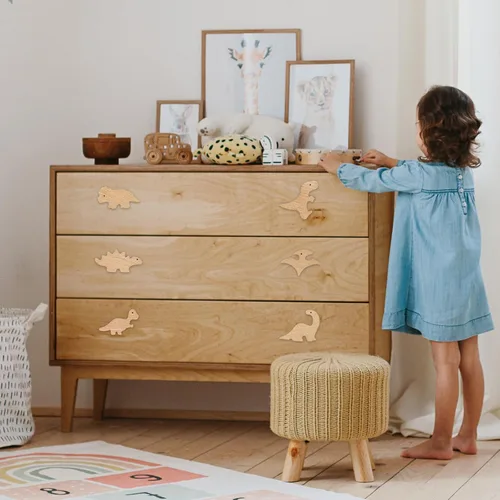 Vista 5 de Whaline 6 pomos de madera de dinosaurio con tornillos decorativos con temática de dinosaurio, pomos de tocador de madera natural, pomo de muebles